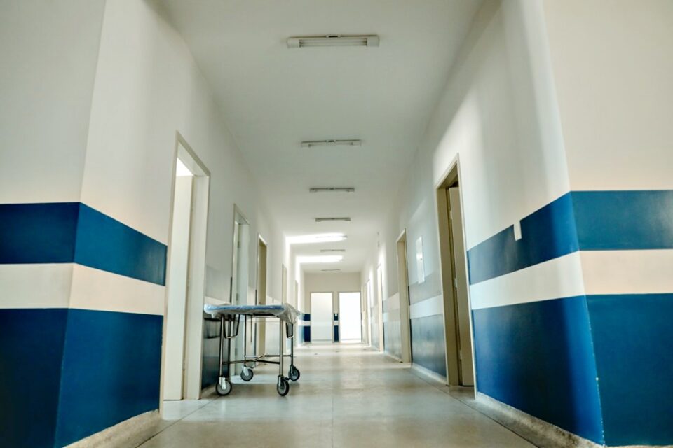 Projeto de lei recusa de atendimento Anápolis