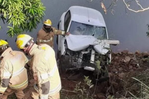 Motorista de app dorme ao volante e cai de ponte na BR-070, DF sentido Águas Lindas