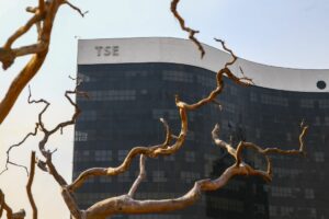 TSE anuncia centralização de informações sobre condenações e óbitos