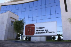 Câmara rejeita PEC que previa mudanças no Conselho do Ministério Público