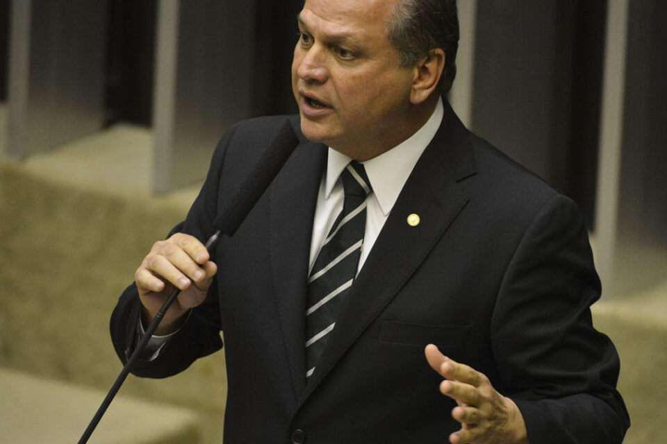 Líder do governo na Câmara processará relator da CPI por calúnia
