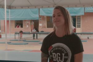Fazendo a Diferença apresenta a campeã que concilia jiu-jitsu, trabalho e vida de mãe