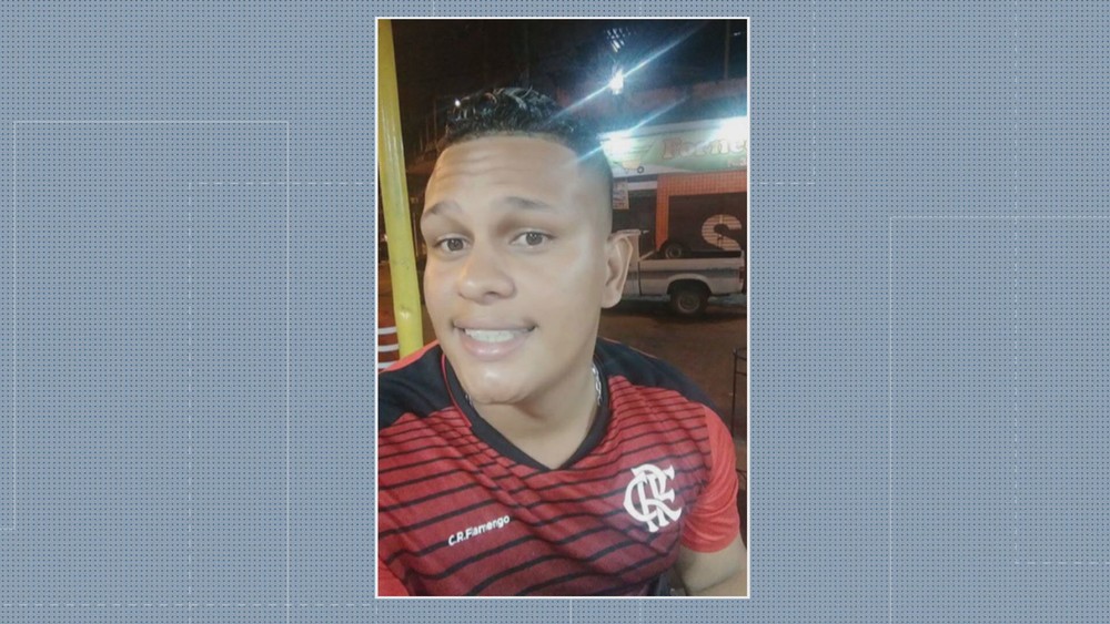 Juan Batista de Souza, de 24 anos, foi baleado em tiroteio em Mesquita e morreu no local — Foto: Reprodução/ TV Globo