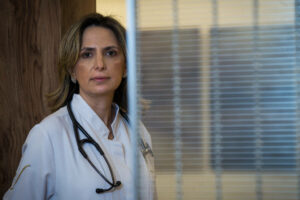 Muita gente morreu por falta de atendimento adequado, diz Ludhmila Hajjar