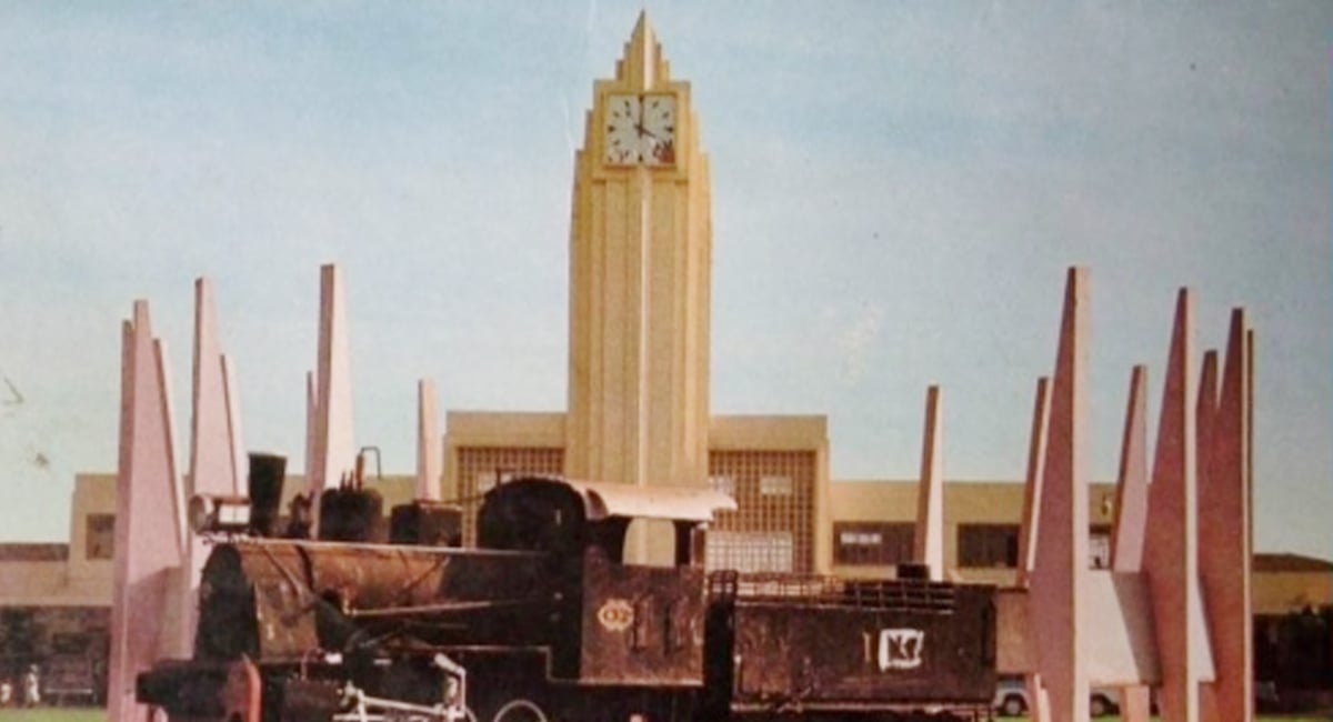 Praça do Trabalhador com o Monumento ao Trabalhador (Foto: Hélio de Oliveira)