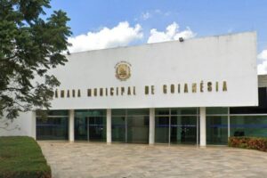 Entrada da Câmara Municipal de Goianésia