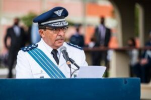 O comandante da Aeronáutica, tenente-brigadeiro do ar Carlos de Almeida Baptista Junior