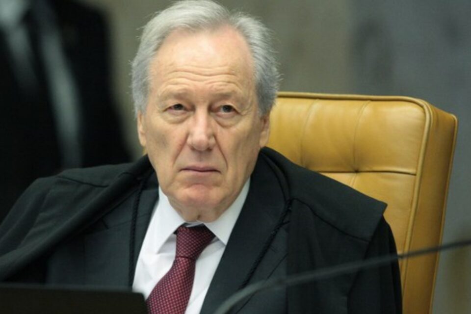 Ministro Lewandowski é eleito para cadeira no TSE
