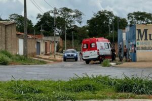Crime ocorreu no Setor Summerville e vítima foi socorrida pelo Samu. (Foto: Anápolis Notícias)