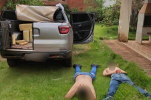 Suspeitos que estavam com a droga