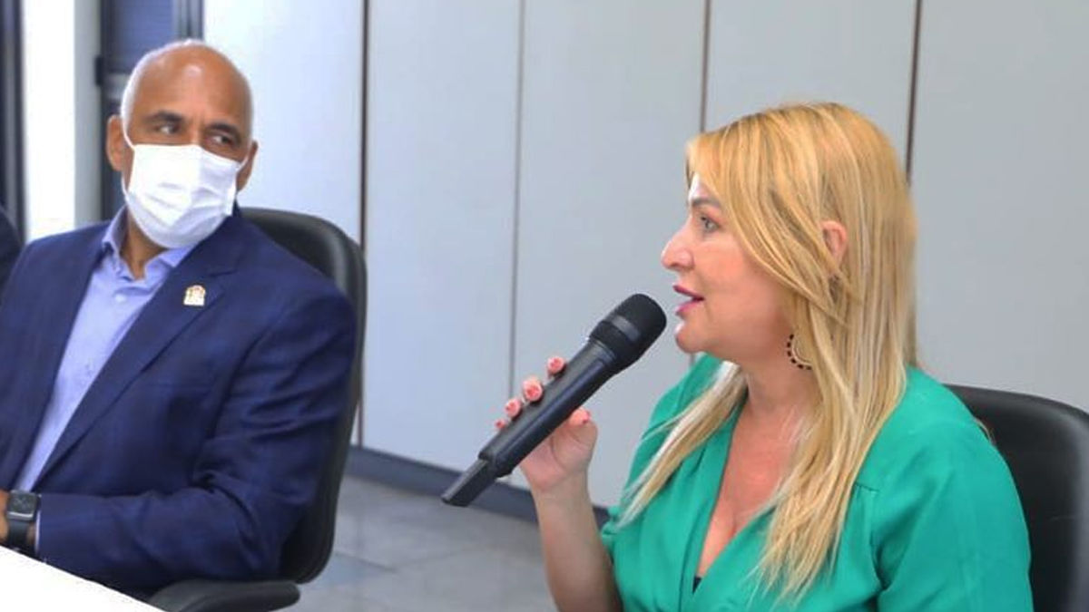 Valéria não pedirá nova licença para votar Mesa de Diretora da Câmara de Aparecida