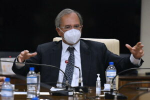 Guedes divulga lista com mais de 700 imóveis da União para vender