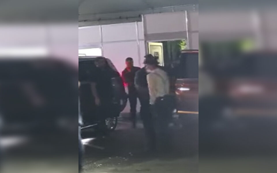 Segurança de Gusttavo Lima empurra fã que esperava para tirar com cantor em Goiânia