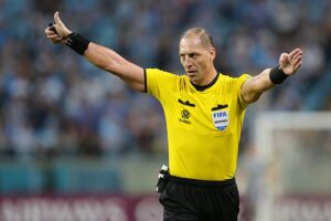 Árbitro de futebol Néstor Pitana