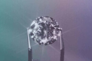 Gás carbônico é usado na fabricação de joias que podem custar mais de R$ 246 mil