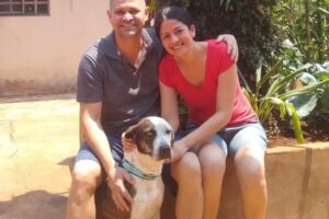 Papito cachorro perdido Casal sonhou com animal dias antes do reencontro. Família reencontra cachorro perdido há sete meses, no MS