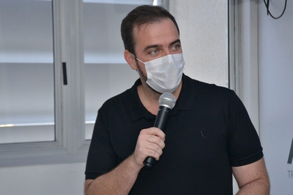 Gustavo diz que nunca defendeu seu nome para o governo de Goiás