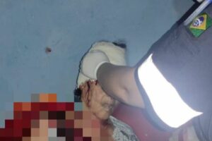 Idosa foi socorrida pelo Samu e levada ao Hospital de Urgências de Anápolis. (Foto: Reprodução)