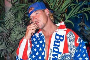 Diplo conta sua versão após acusação de abuso sexual e afirma se tratar de uma fã obcecada
