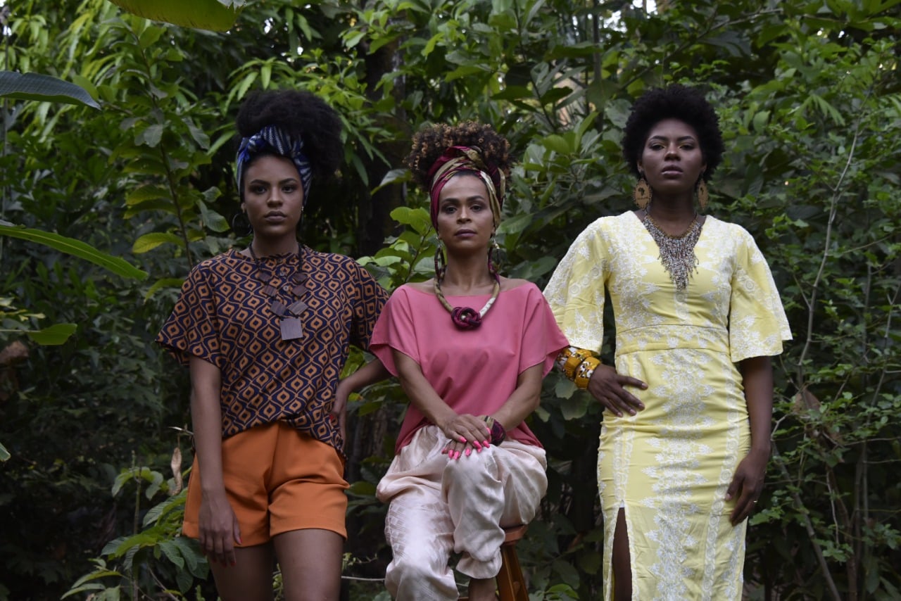 Exposição fotográfica em Goiânia retrata a beleza da mulher negra: exposição fotográfica pluralidades