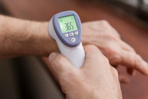 Aferição de temperatura não é mais obrigatória em Goiânia