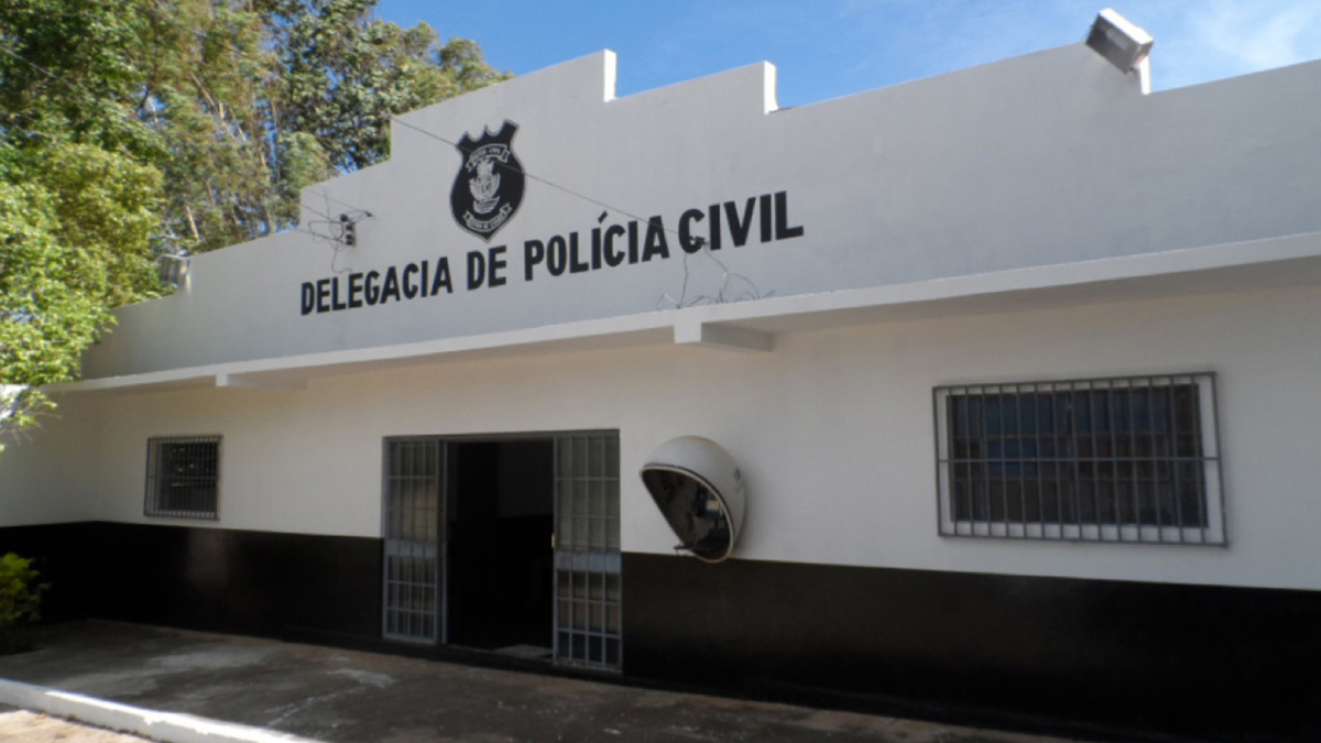 Preso suspeito de tentar agredir a mãe por ela insistir para ele se vacinar, em Simolândia