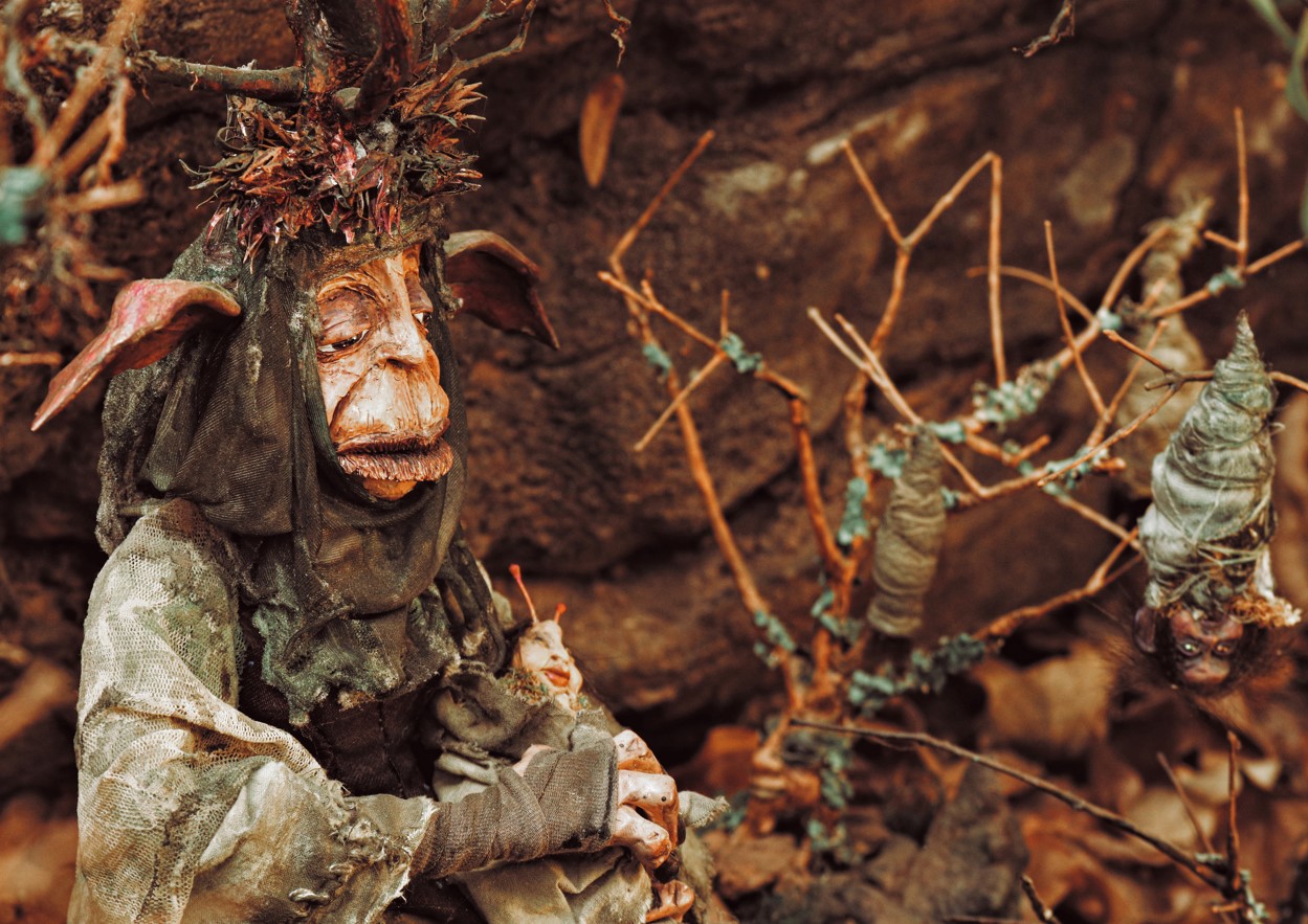 Artista goiano Gabriel Caetano inaugura exposição virtual com obras em Art Doll, no dia 21/10