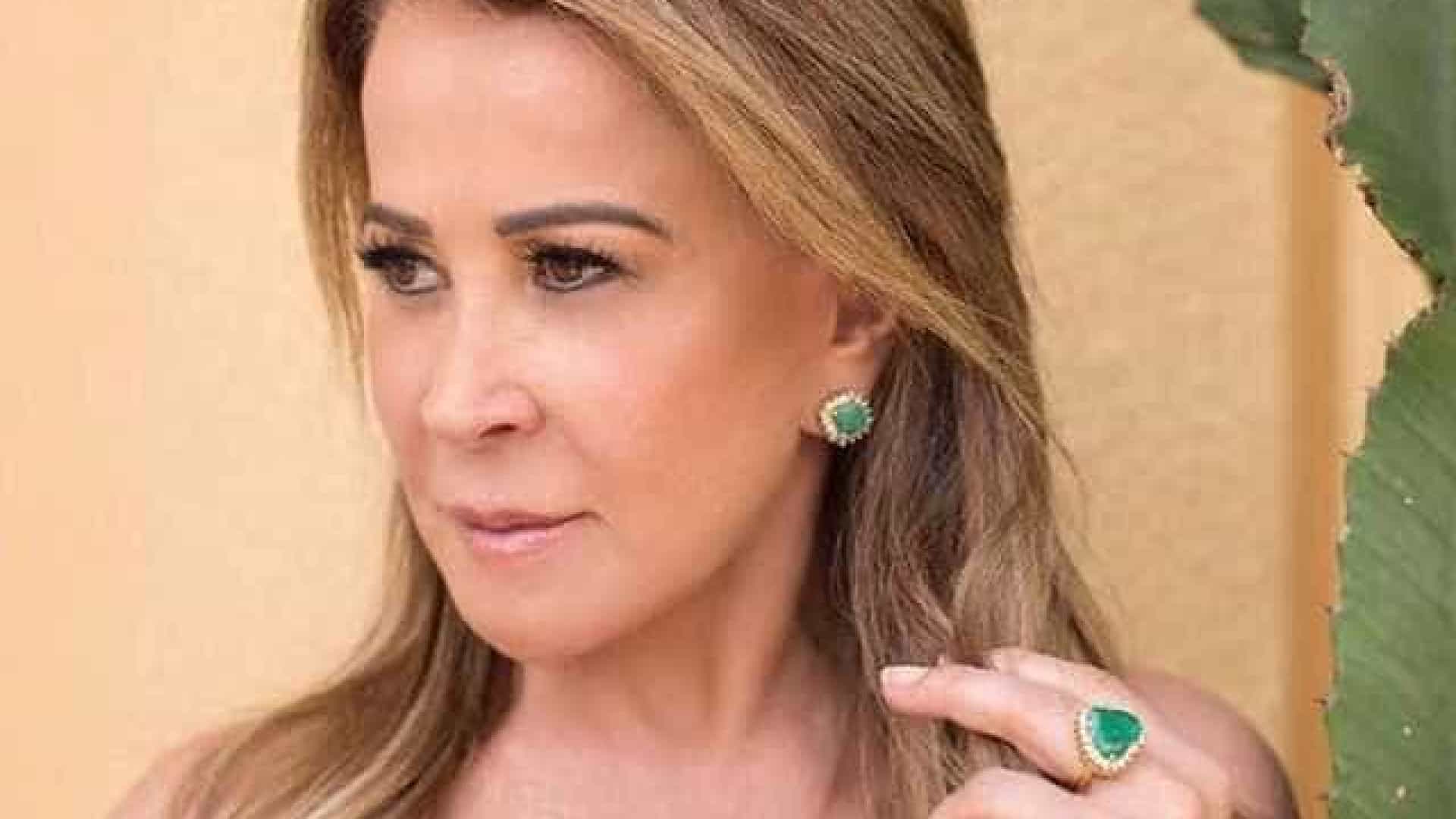 Ex-esposa de Zezé di Camargo confundiu os seguidores nas redes sociais. Zilu Godoi se "anuncia" como participante do 'BBB 22'