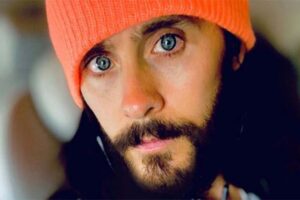 Jared Leto diz ter inalado gás lacrimogênio em protesto antivacina na Itália
