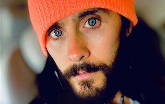 Jared Leto diz ter inalado gás lacrimogênio em protesto antivacina na Itália