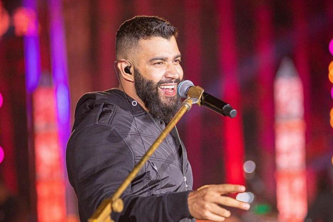 Gusttavo Lima Bloqueado Advogados defendem que sertanejo não poderia alterar a letra de 'Bloqueado'. Gusttavo Lima processo sobre número de celular citado em música