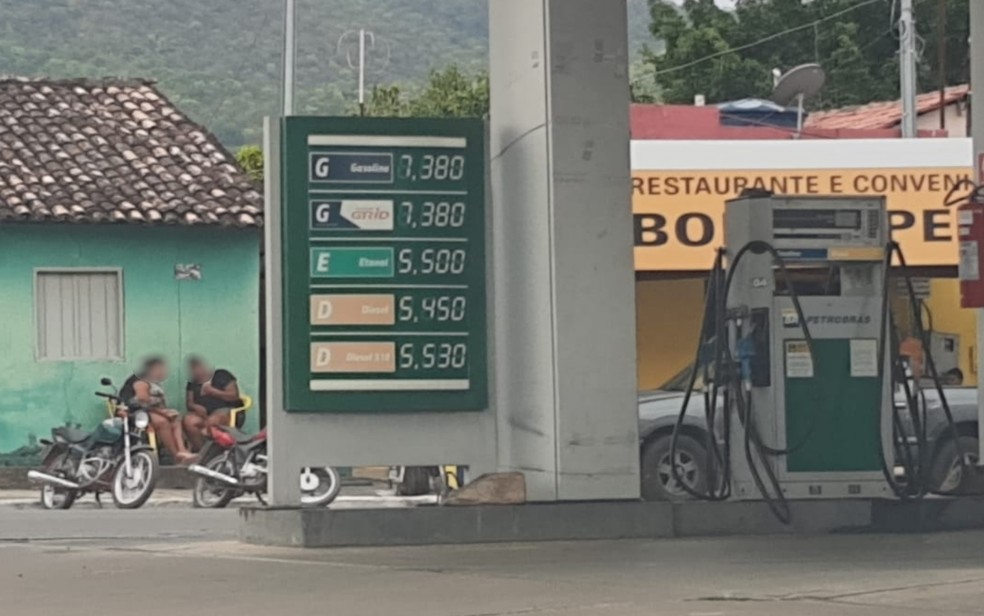 Gasolina chega a R$ 7,38 em posto de Campos Belos e sindicato aponta fatores para alta