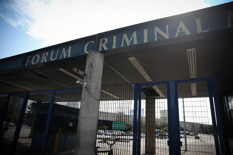 Justiça condena PM por assassinato de jovem em tabacaria em SP