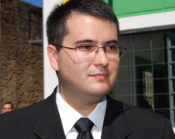 Juiz Levine Artiaga, acusado de fraudes em decisões de paternidade (Foto: Divulgação)