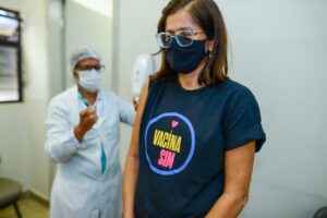 Goiânia aplica 3ª dose contra Covid em idosos com 60 anos ou mais neste sábado (9) - Veja onde