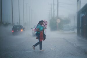Fim de semana deve ser de chuva em Goiânia, aponta previsão