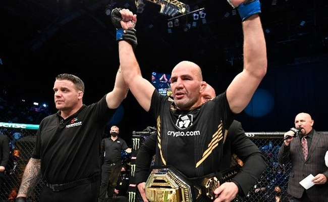 Glover Teixeira campeãõ