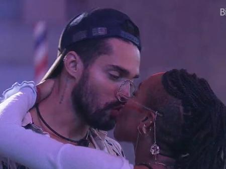 Peões criticam Karol Conká no 'BBB 21' e Bil diz que a quer longe