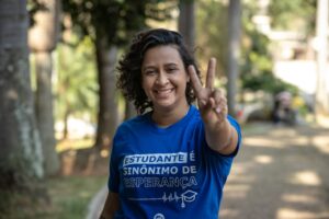 Bruna Brelaz é a primeira negra a assumir à presidência da UNE