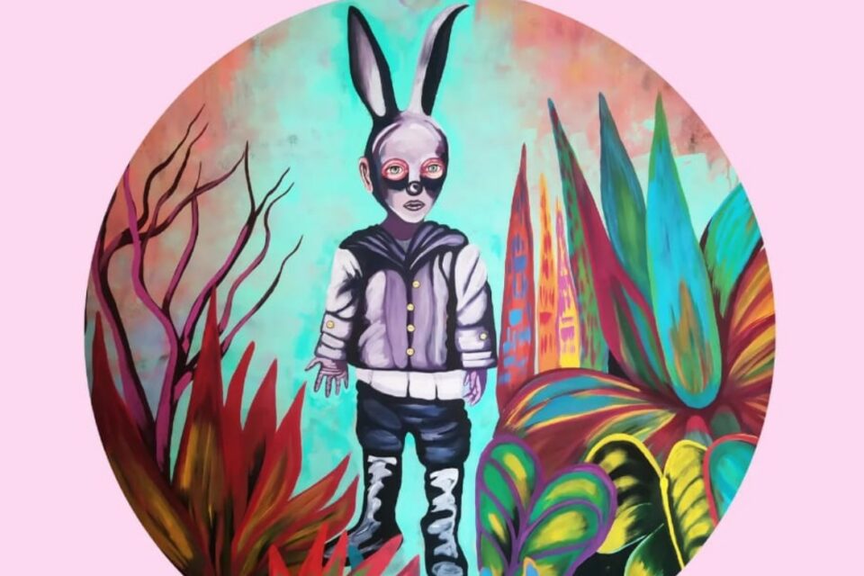 Exposição no Centro Cultural Octo Marques apresenta obras do artista Vinícius Figueiredo, com a exposição “Fantasias no Jardim das Metamorfoses”