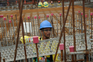 Falta de material e custos impactam a indústria da construção