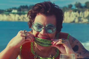 Harry Styles revela significado do sucesso 'Watermelon Sugar'