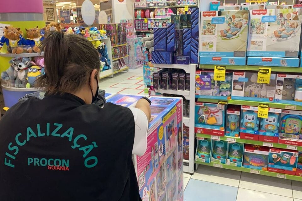 Dia das Crianças: Procon Goiânia encontra variação de até 84,55% nos preços de brinquedos
