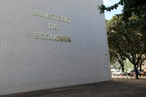 Sai edital de concurso para Ministério da Economia, com 300 vagas