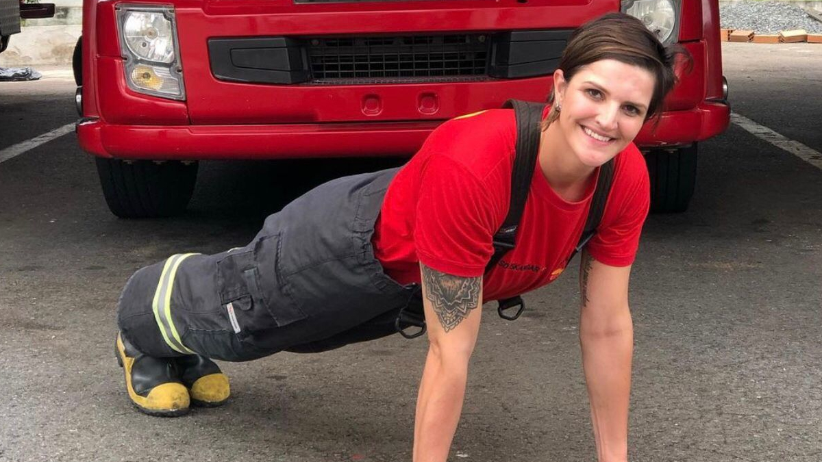 Bombeiros fazem vaquinha online para tratamento de colega com câncer de mama em Goiânia