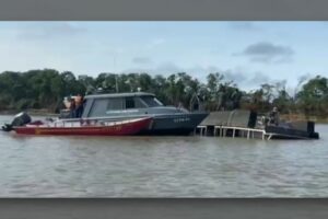 Corpo de quinto goiano que morreu em naufrágio de barco-hotel no Pantanal é enterrado