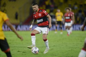 Arrascaeta em jogo pela Libertadores no Flamengo