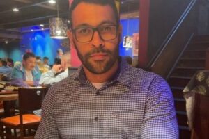 Juiz desabafa e diz que sofre preconceito por ser uma “pessoa simples” e usar “bermuda e chinelo”