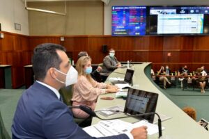 Deputado Thiago Albernaz e Cristiane Schmidt na Assembleia