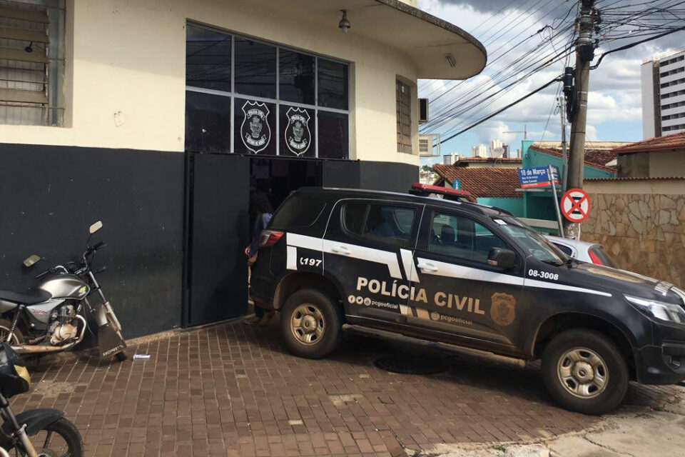 Dois filhos são suspeitos de espancar mãe idosa em Abadiânia